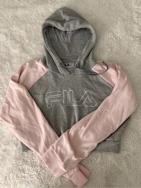 Fila Valeria Crop Top Hoodie | Color: Gray/Pink | Size: Large